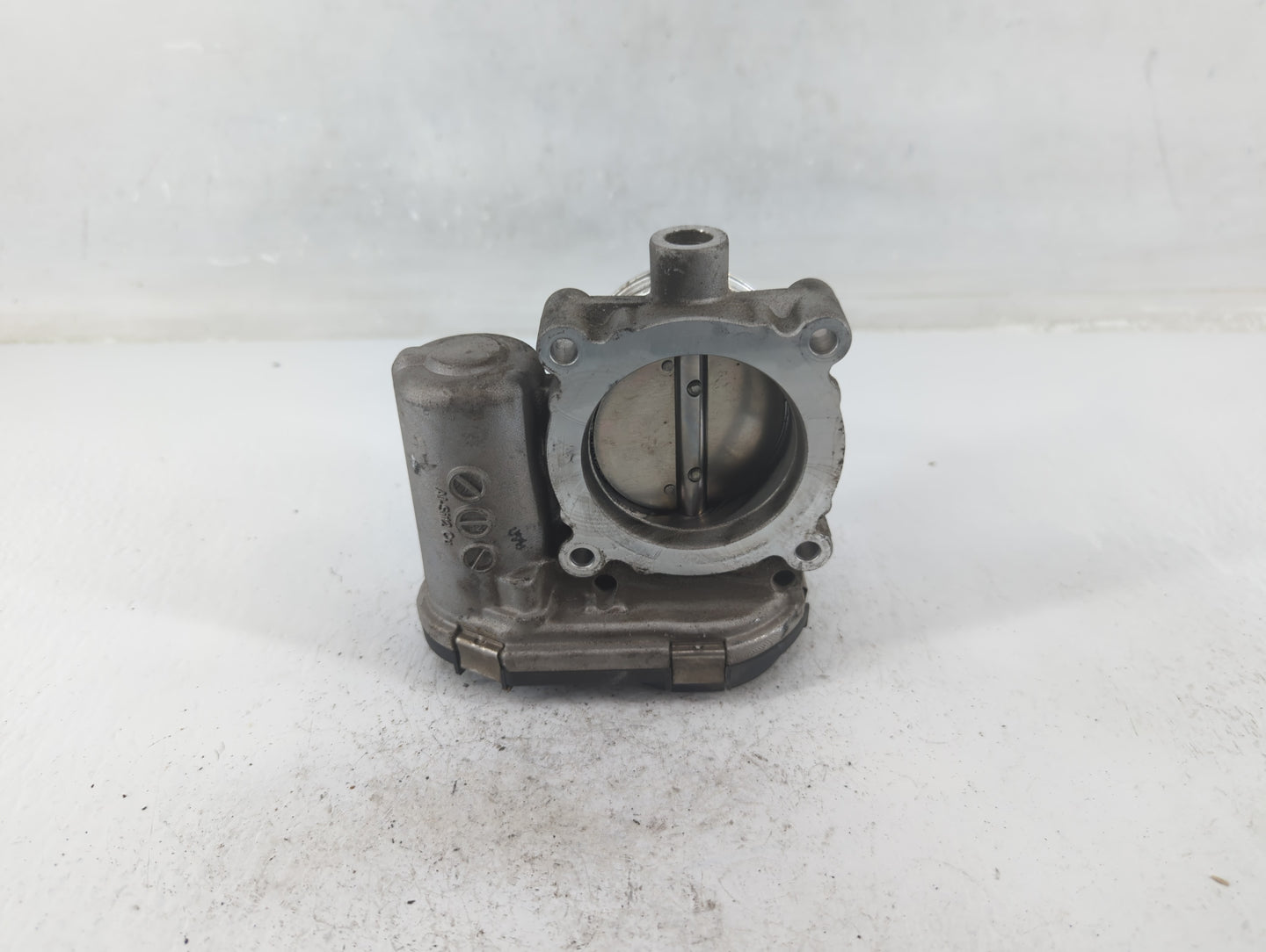 2012-2013 Ford Focus Throttle Body P/N:CM5E 9F991AD Fits Fits 2012 2013 2014 2015 2016 2017 OEM Used Auto Parts - Oemusedaut