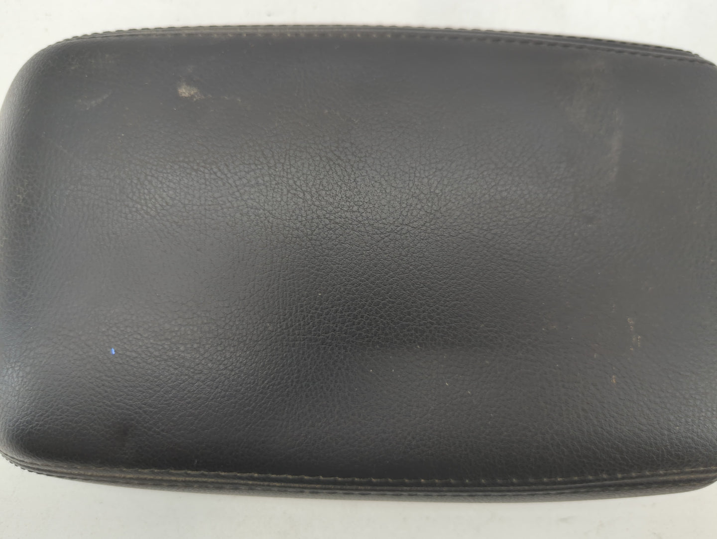 2012-2012 Ford Focus Center Console Armrest Cover Lid - Oemusedautoparts1.com