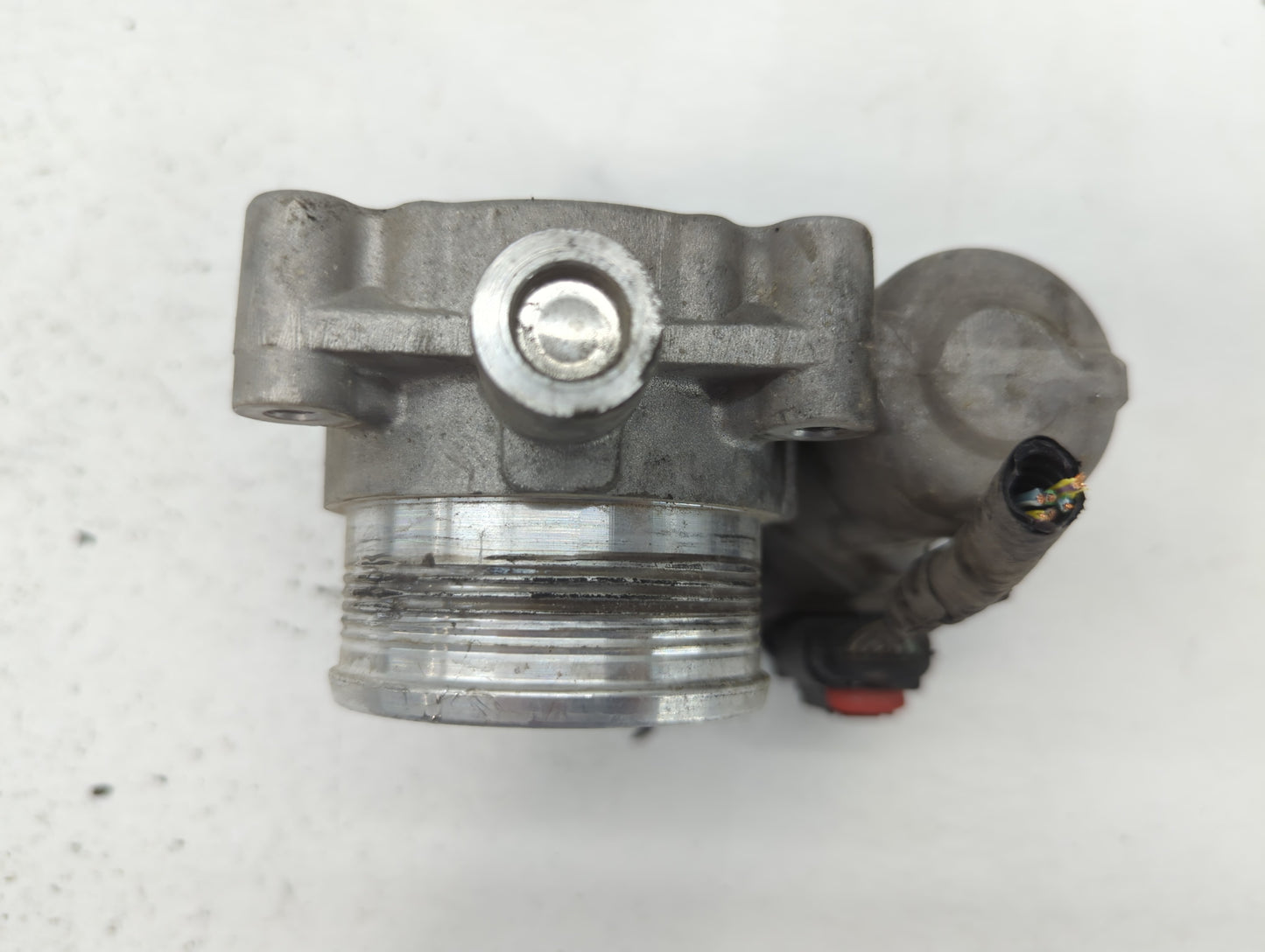 2012-2013 Ford Focus Throttle Body P/N:CMSE 9F991AC CF335, 11132 Fits Fits 2012 2013 2014 2015 2016 2017 OEM Used Auto Parts