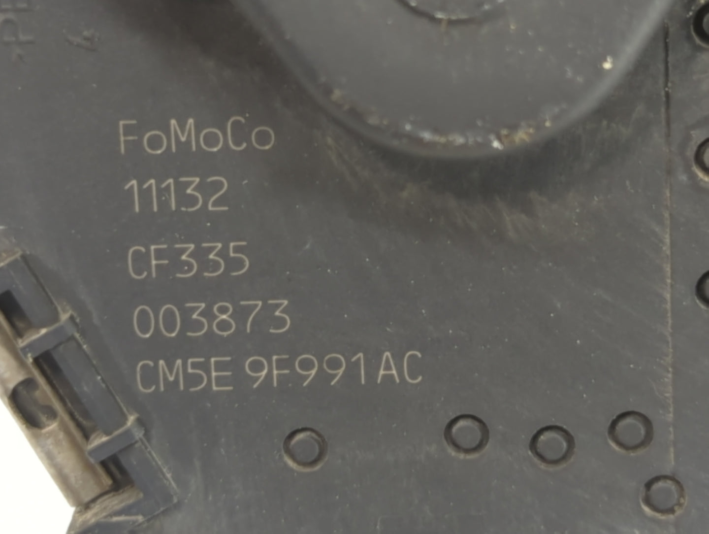 2012-2013 Ford Focus Throttle Body P/N:CMSE 9F991AC CF335, 11132 Fits Fits 2012 2013 2014 2015 2016 2017 OEM Used Auto Parts