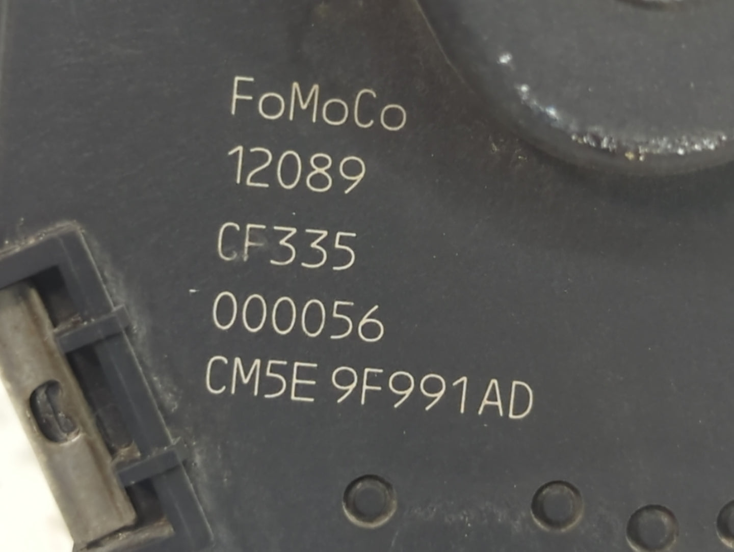 2012-2013 Ford Focus Throttle Body P/N:CM5E 9F991AD 12089 Fits Fits 2012 2013 2014 2015 2016 2017 OEM Used Auto Parts - Oemu