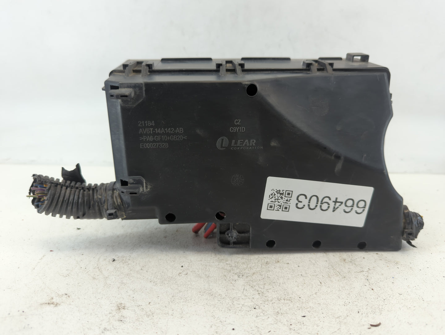 2012-2014 Ford Focus Fusebox Fuse Box Panel Relay Module P/N:AV6T-14A067-AC Fits Fits 2012 2013 2014 OEM Used Auto Parts - O