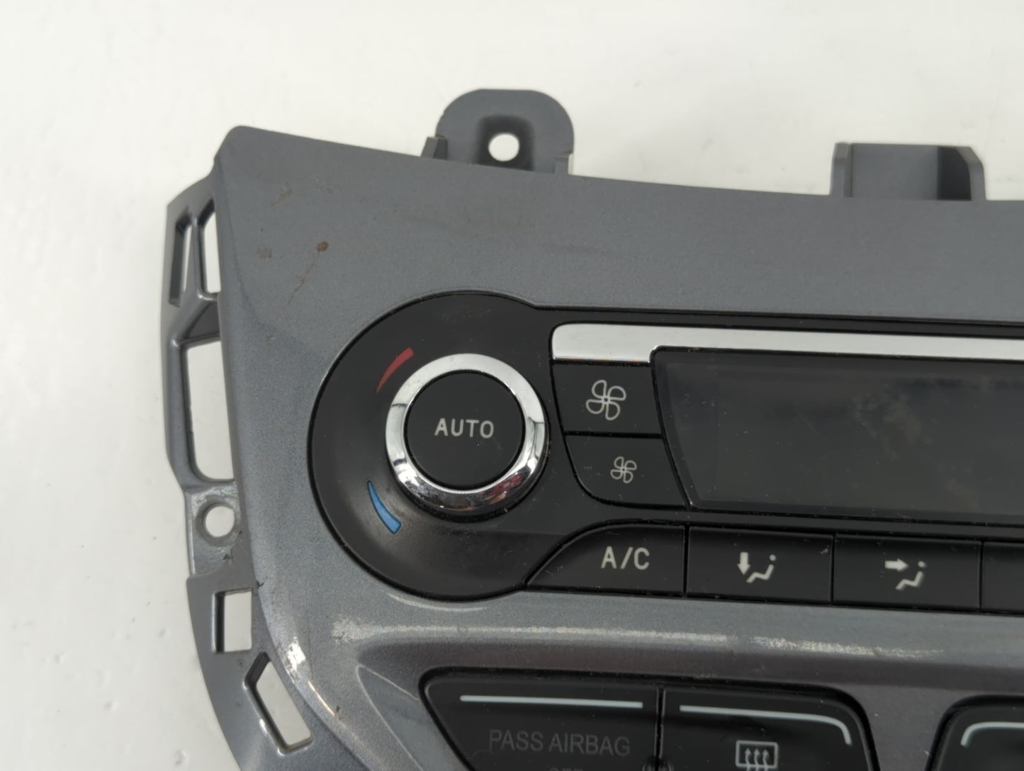 2012 Ford Focus Climate Control Module Temperature AC/Heater Replacement P/N:BM5T-18C612-AE Fits OEM Used Auto Parts - Oemus