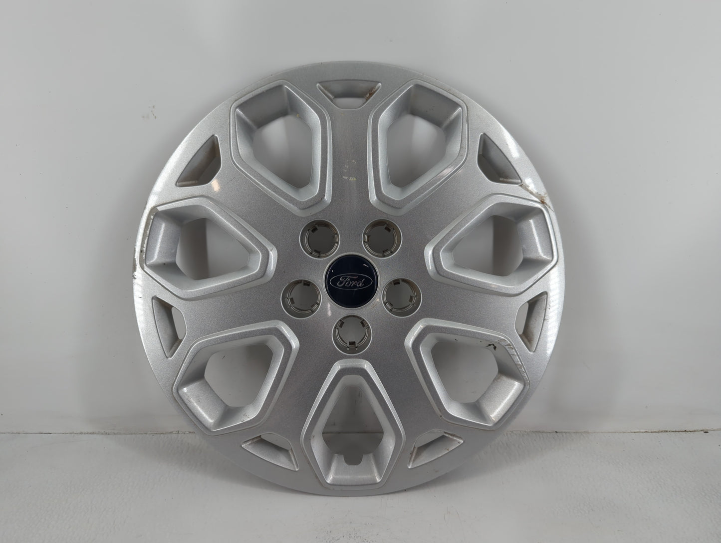 2014 Ford Focus Wheel Hub Cap OEM - Oemusedautoparts1.com