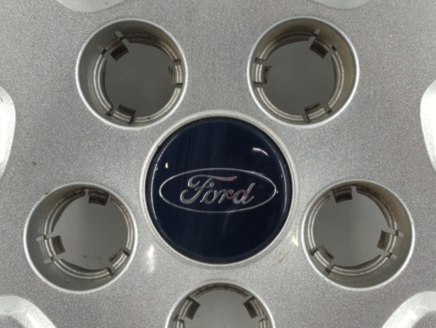 2014 Ford Focus Wheel Hub Cap OEM - Oemusedautoparts1.com