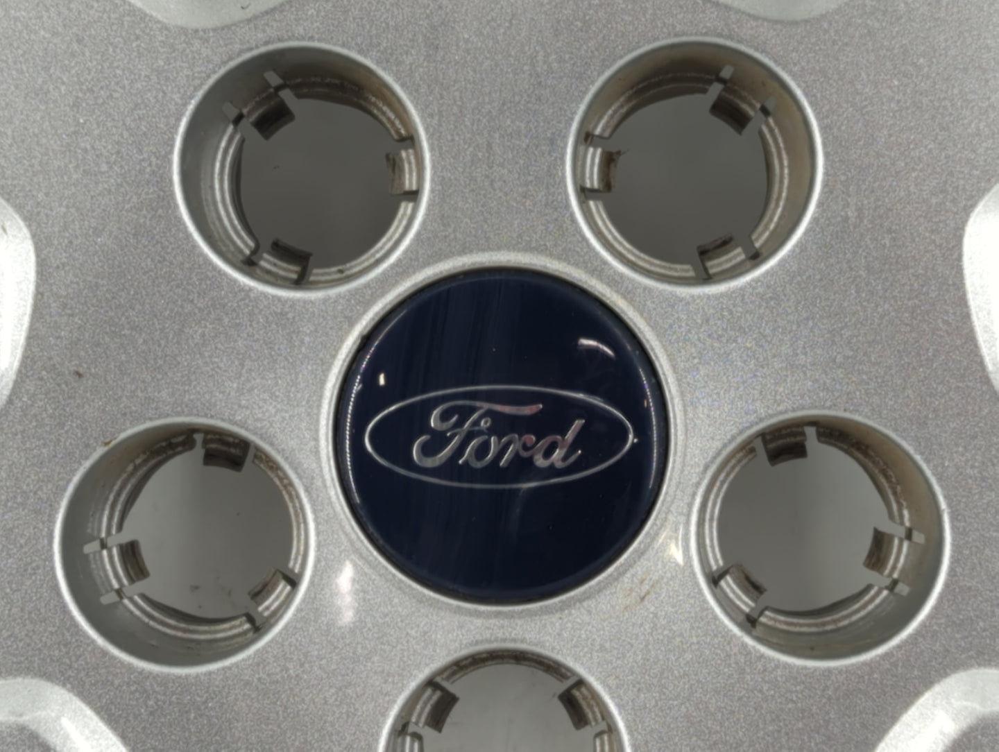 2014 Ford Focus Wheel Hub Cap OEM - Oemusedautoparts1.com