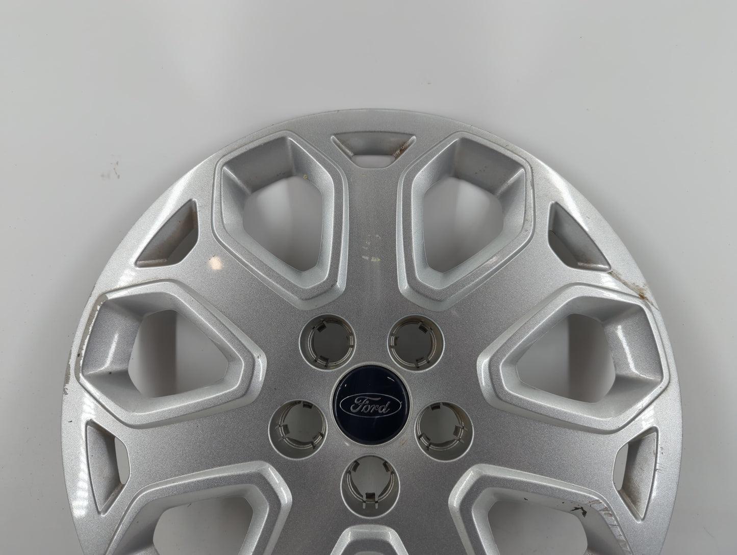 2014 Ford Focus Wheel Hub Cap OEM - Oemusedautoparts1.com