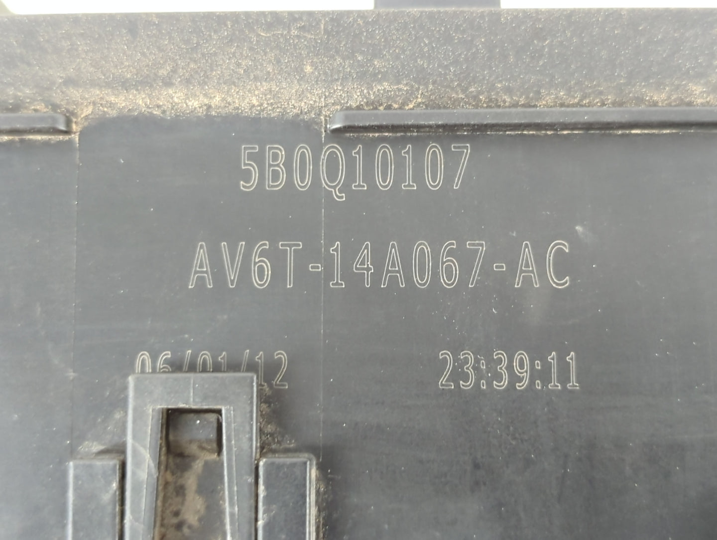 2012-2014 Ford Focus Fusebox Fuse Box Panel Relay Module P/N:5B0Q10107 AV6T-14A067-AC Fits Fits 2012 2013 2014 OEM Used Auto