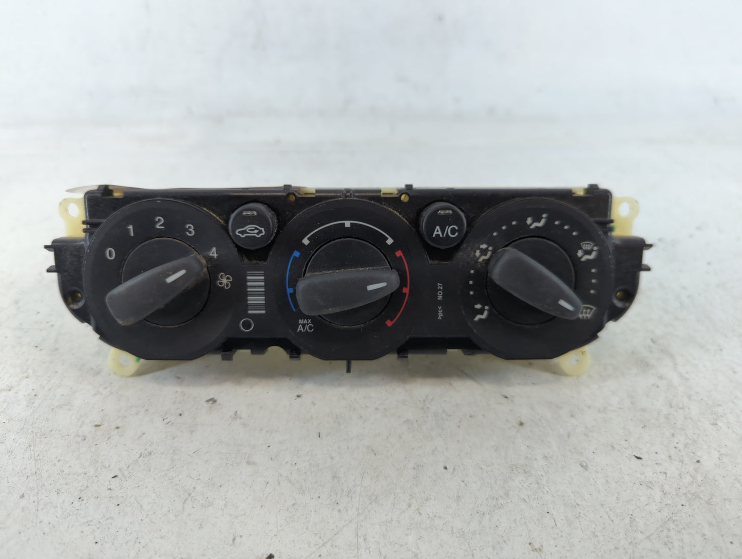 2012 Ford Focus Climate Control Module Temperature AC/Heater Replacement P/N:FD-CM5T-12063011-0403 Fits OEM Used Auto Parts 