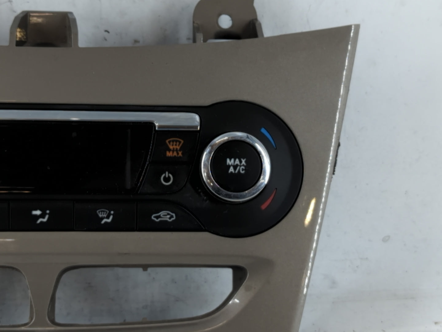 2012 Ford Focus Climate Control Module Temperature AC/Heater Replacement P/N:BM5T-18522-B Fits OEM Used Auto Parts - Oemused