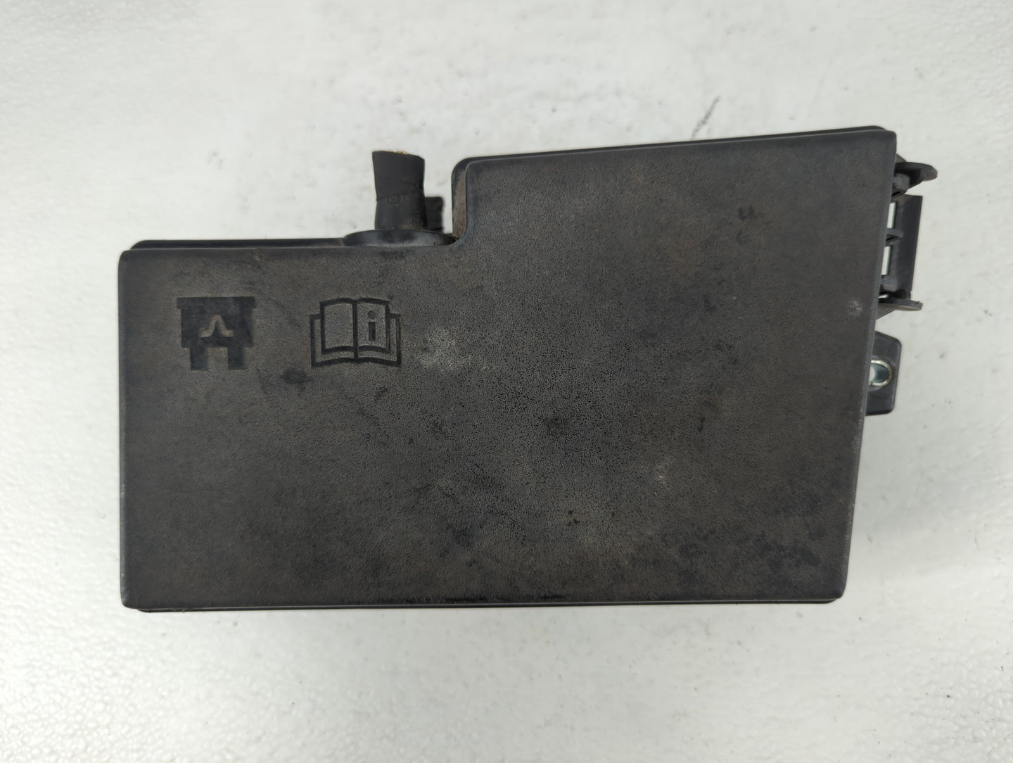 2012-2014 Ford Focus Fusebox Fuse Box Panel Relay Module P/N:5B0Q10107 AV6T-14A067-AB Fits Fits 2012 2013 2014 OEM Used Auto