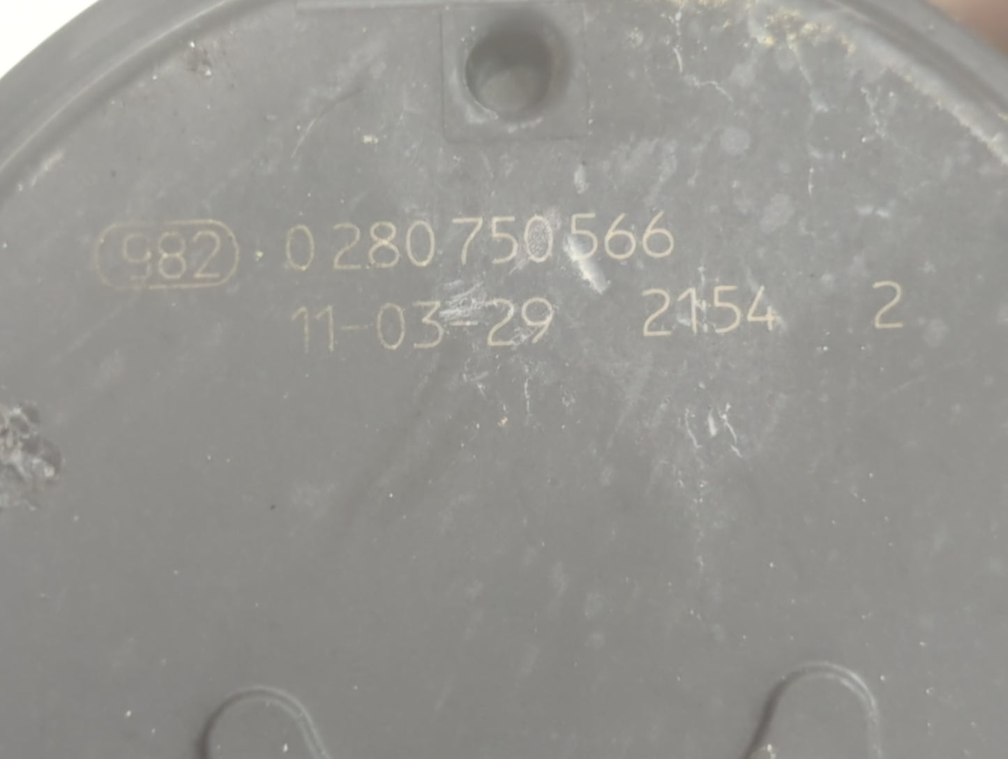 2012-2013 Ford Focus Throttle Body P/N:0 280 750 566 Fits Fits 2012 2013 2014 2015 2016 2017 OEM Used Auto Parts - Oemusedau