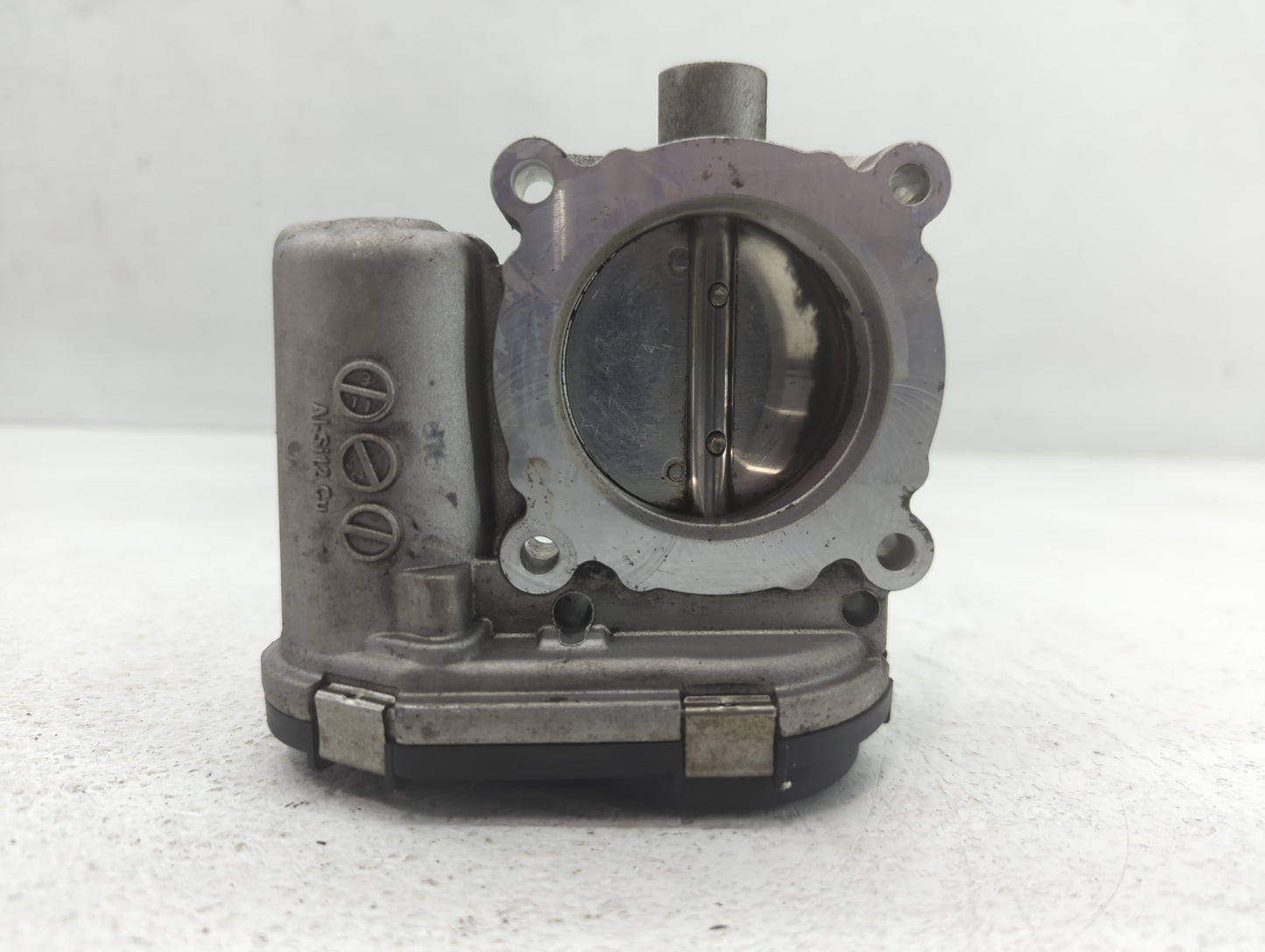 2012-2013 Ford Focus Throttle Body P/N:CMSE 9F991AD Fits Fits 2012 2013 2014 2015 2016 2017 OEM Used Auto Parts - Oemusedaut