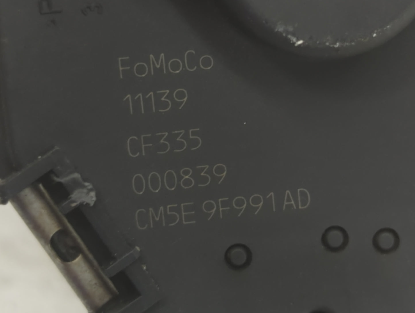 2012-2013 Ford Focus Throttle Body P/N:CMSE 9F991AD Fits Fits 2012 2013 2014 2015 2016 2017 OEM Used Auto Parts - Oemusedaut