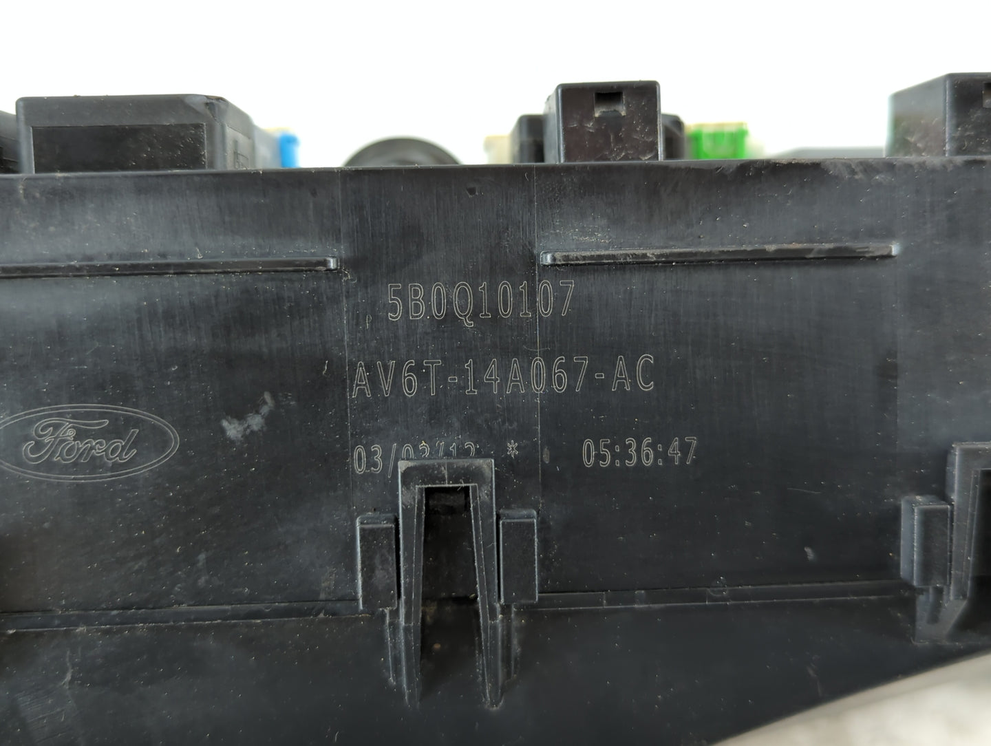 2012-2014 Ford Focus Fusebox Fuse Box Panel Relay Module P/N:AV6T-14A067-AC Fits Fits 2012 2013 2014 OEM Used Auto Parts - O
