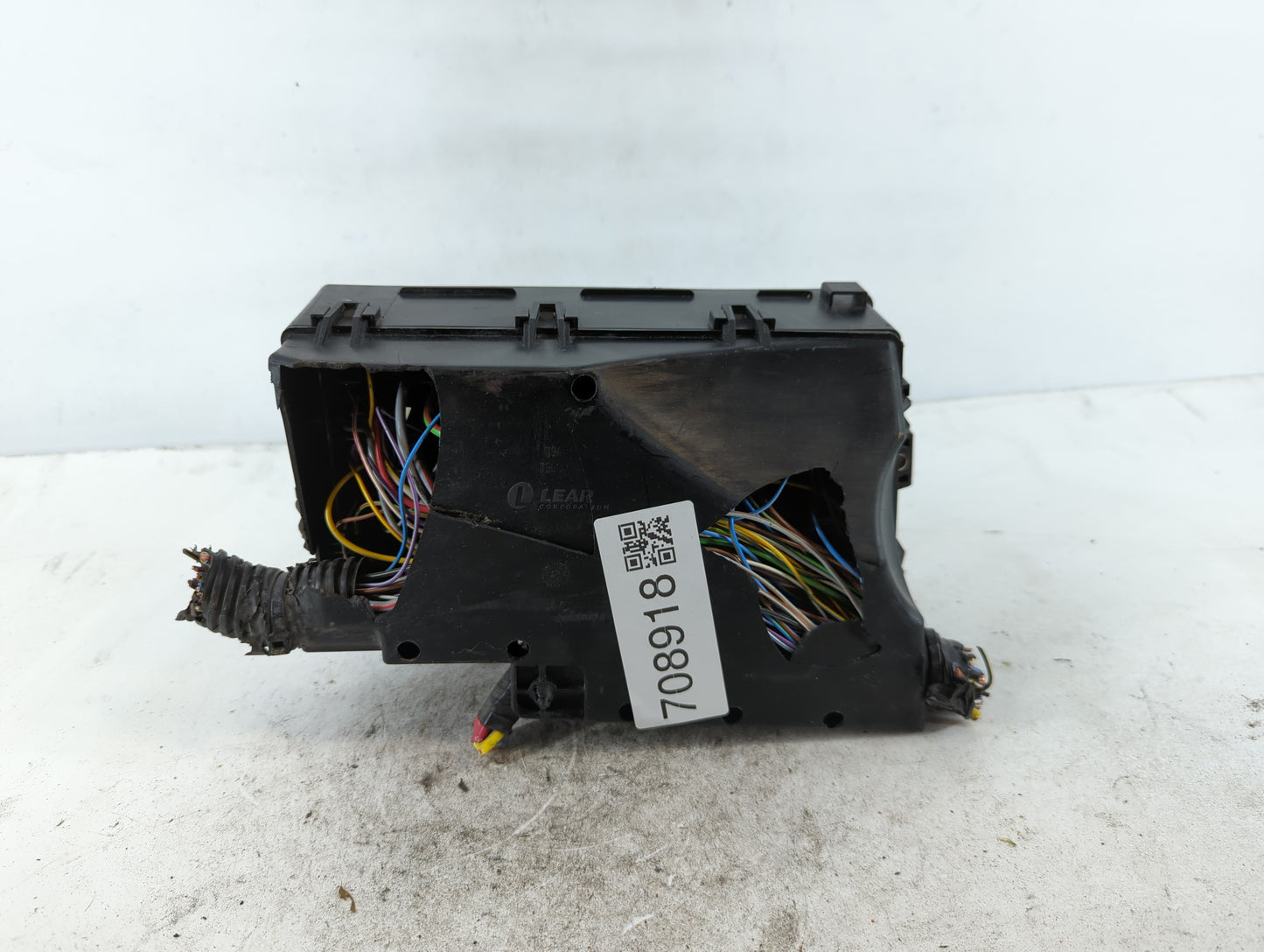 2012-2014 Ford Focus Fusebox Fuse Box Panel Relay Module P/N:AV6T-14A067-AC Fits Fits 2012 2013 2014 OEM Used Auto Parts - O