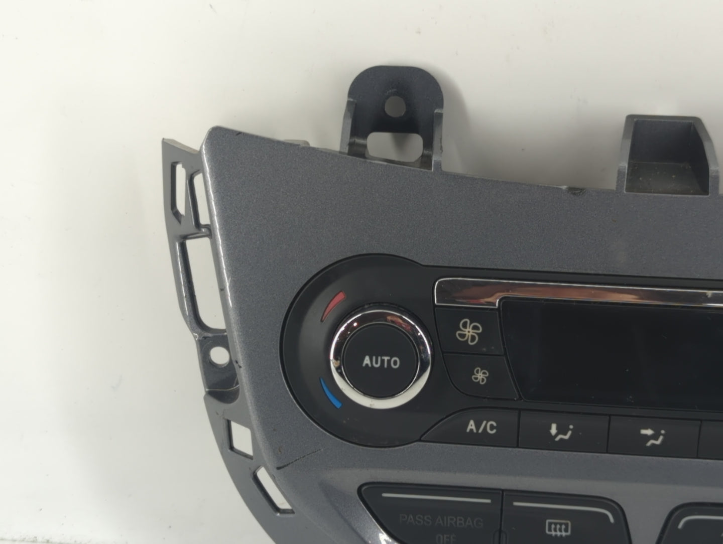 2012 Ford Focus Climate Control Module Temperature AC/Heater Replacement P/N:BM5T-18C612-AJ Fits OEM Used Auto Parts - Oemus