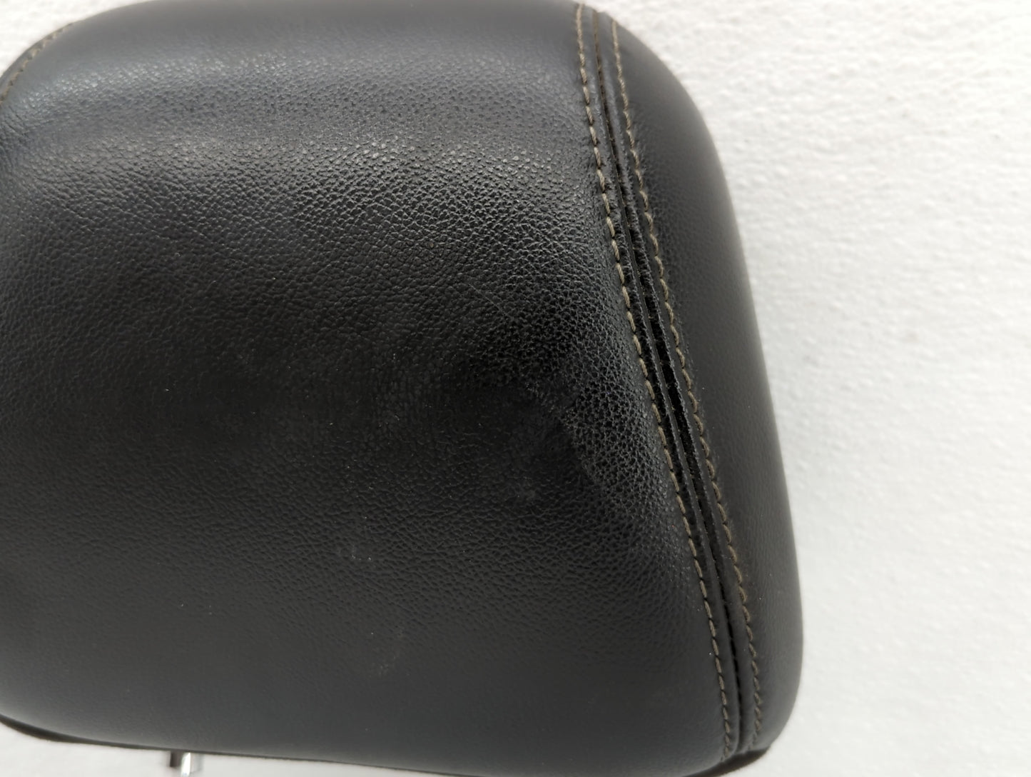 2012 Ford Focus Headrest Head Rest Front Driver Passenger Seat Fits OEM Used Auto Parts - Oemusedautoparts1.com