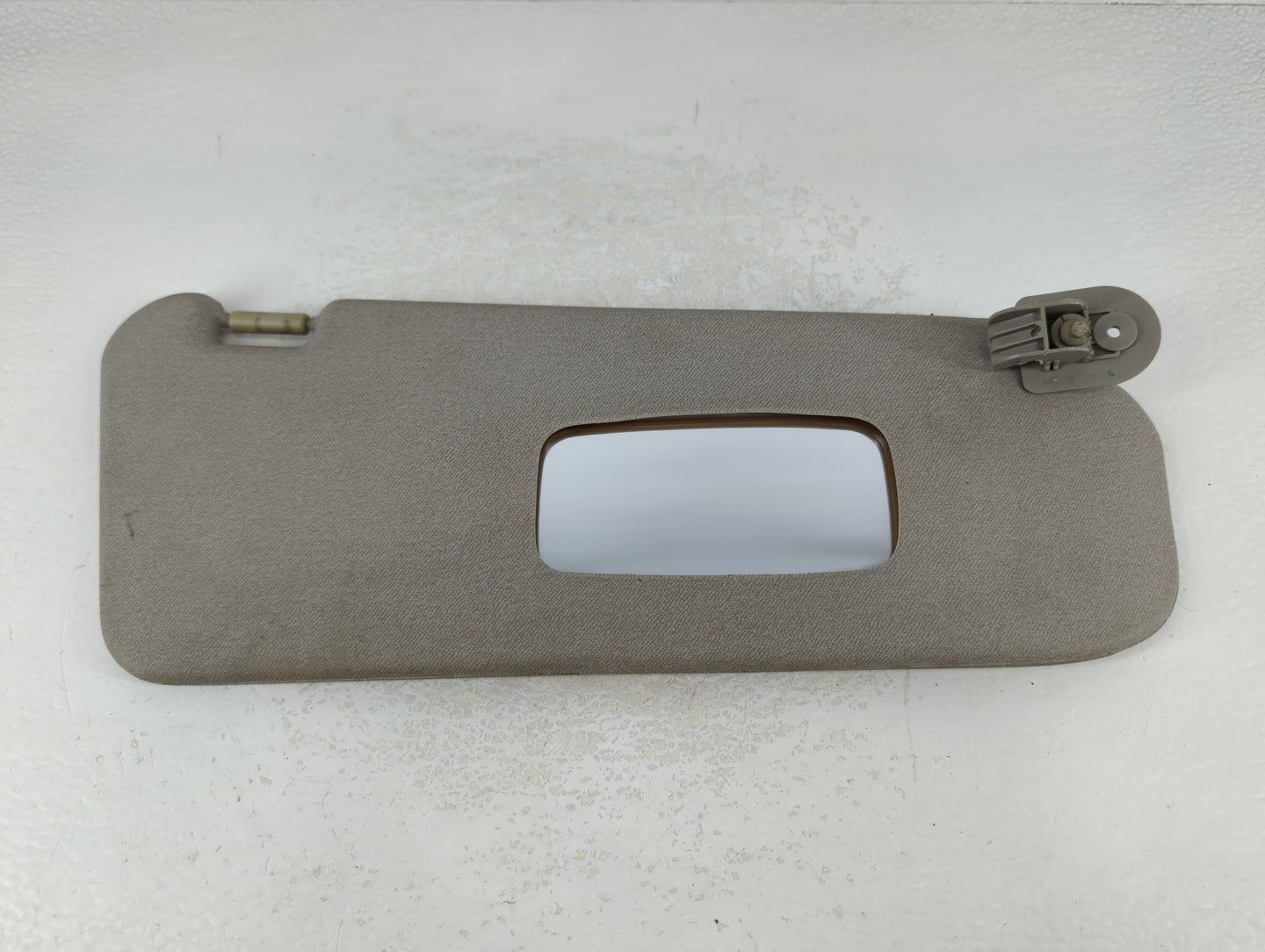 2012-2013 Ford Focus Sun Visor Shade Replacement Passenger Right Mirror Fits Fits 2012 2013 OEM Used Auto Parts - Oemusedaut