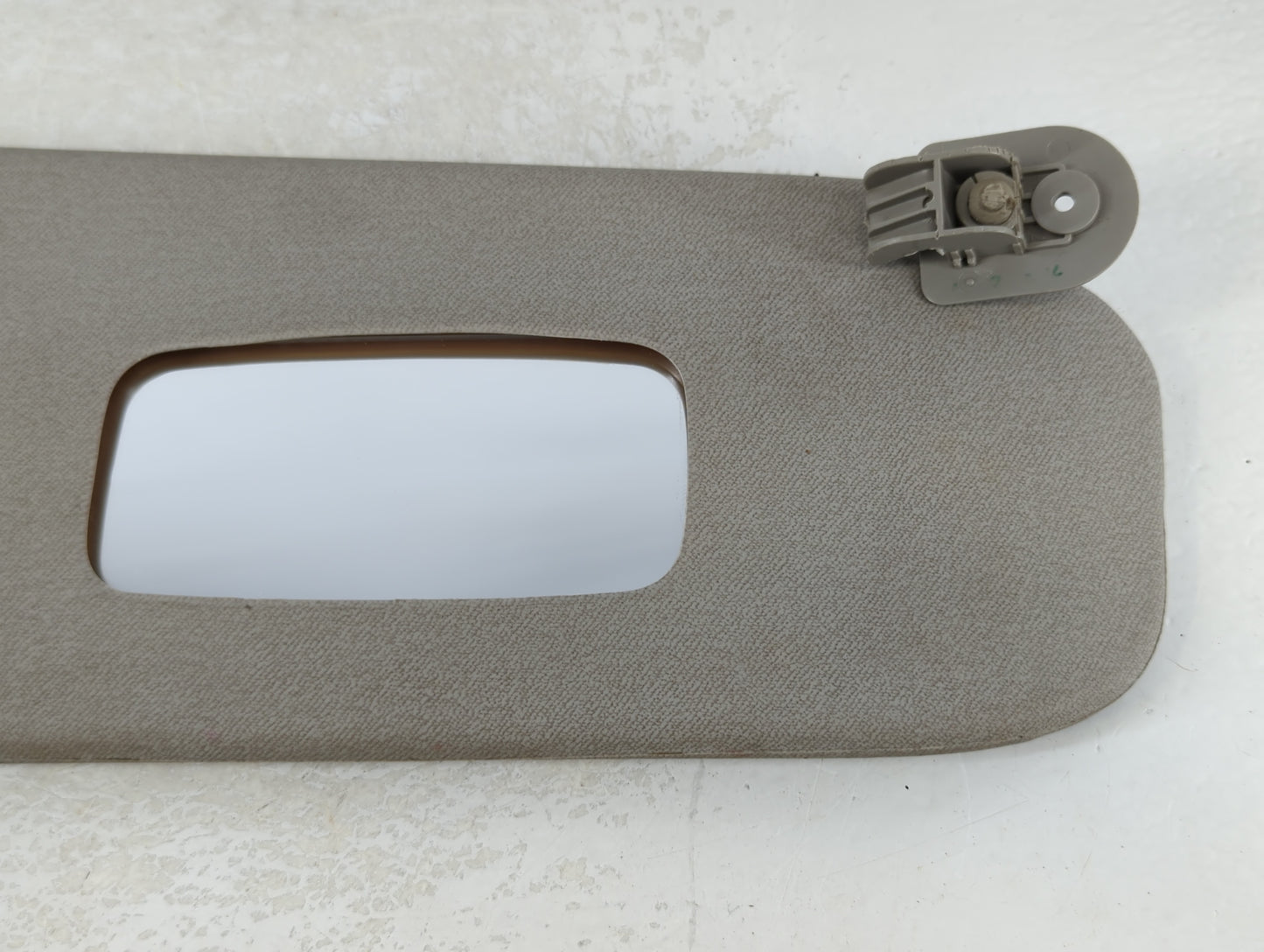 2012-2013 Ford Focus Sun Visor Shade Replacement Passenger Right Mirror Fits Fits 2012 2013 OEM Used Auto Parts - Oemusedaut