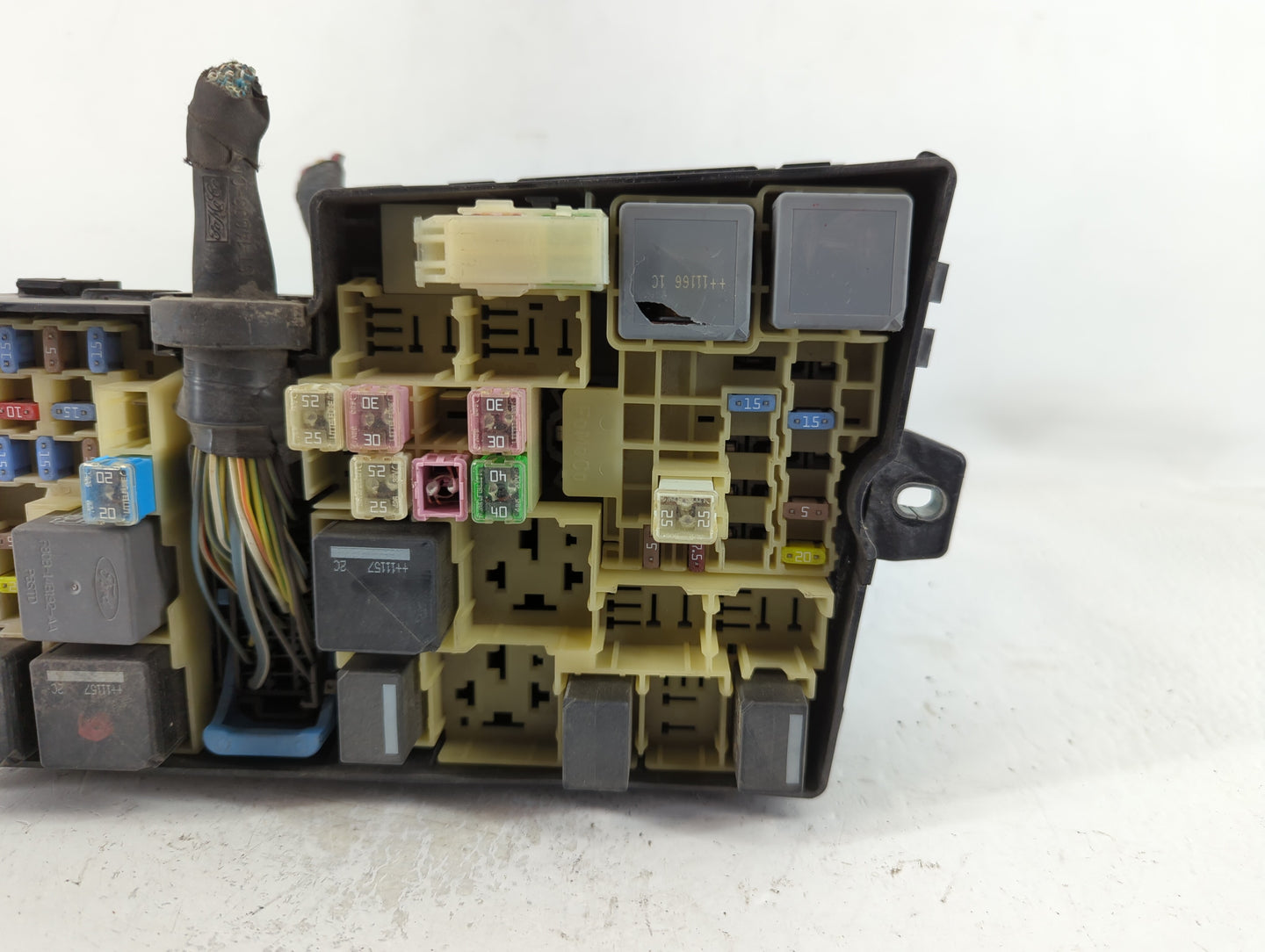 2012-2014 Ford Focus Fusebox Fuse Box Panel Relay Module P/N:AV6T-14A076-AB 19197 000 001 Fits Fits 2012 2013 2014 OEM Used 