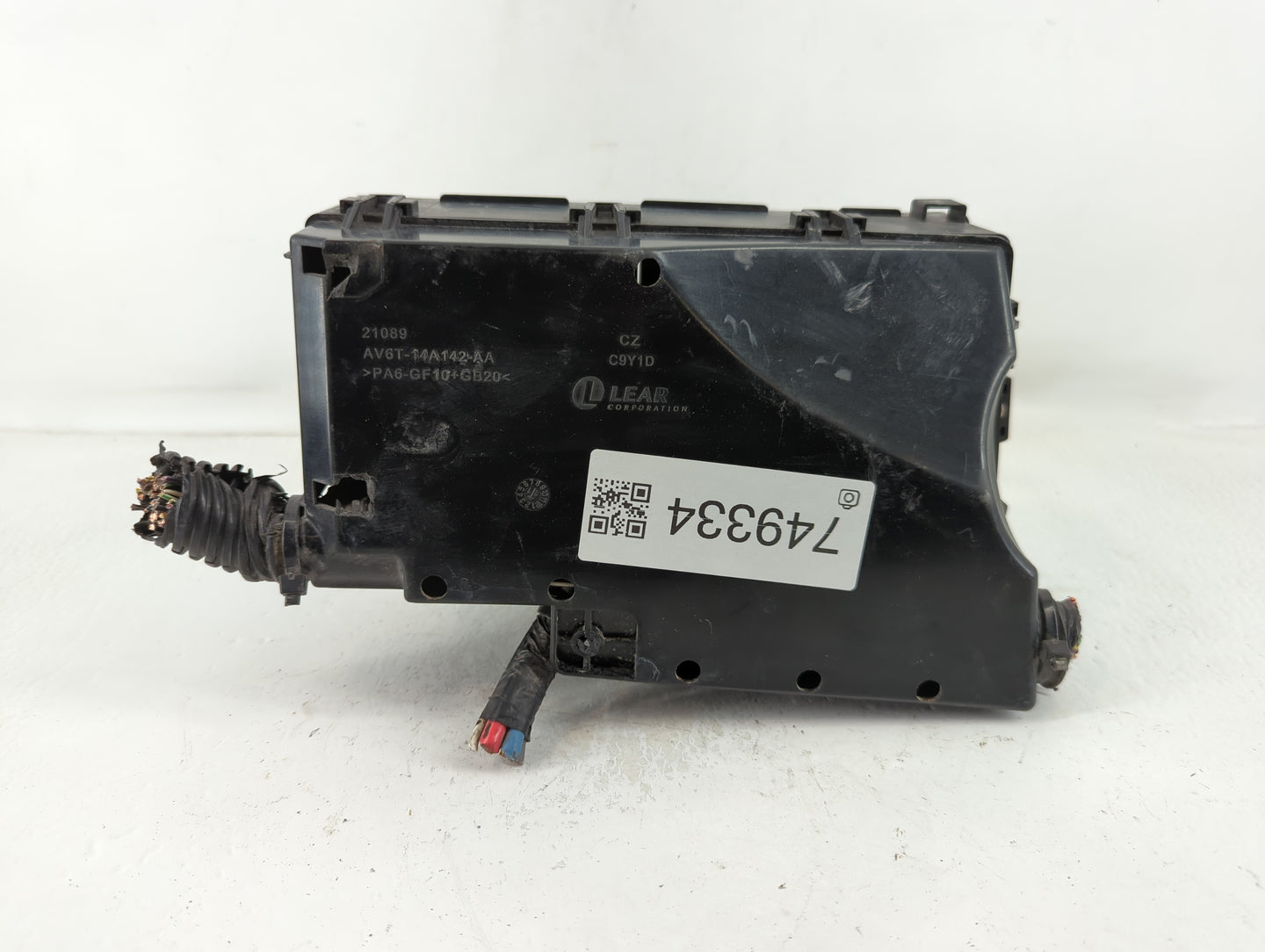 2012-2014 Ford Focus Fusebox Fuse Box Panel Relay Module P/N:AV6T-14A076-AB 19197 000 001 Fits Fits 2012 2013 2014 OEM Used 