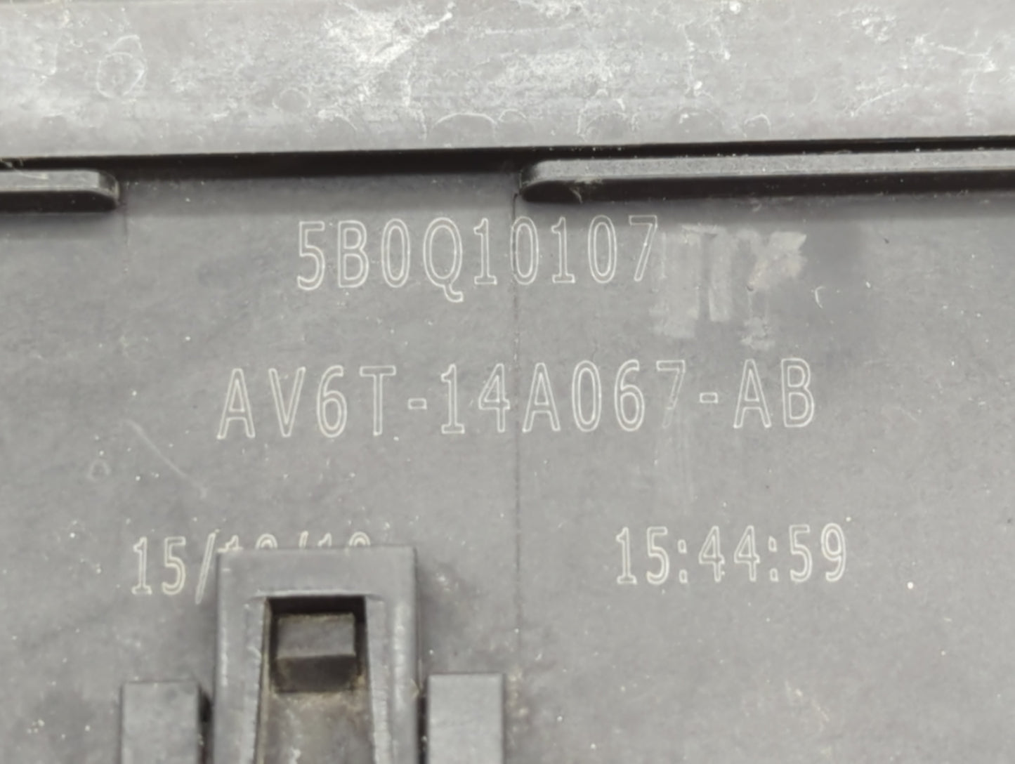 2012-2014 Ford Focus Fusebox Fuse Box Panel Relay Module P/N:5B0Q10107 AV6T-14A067-AB Fits Fits 2012 2013 2014 OEM Used Auto