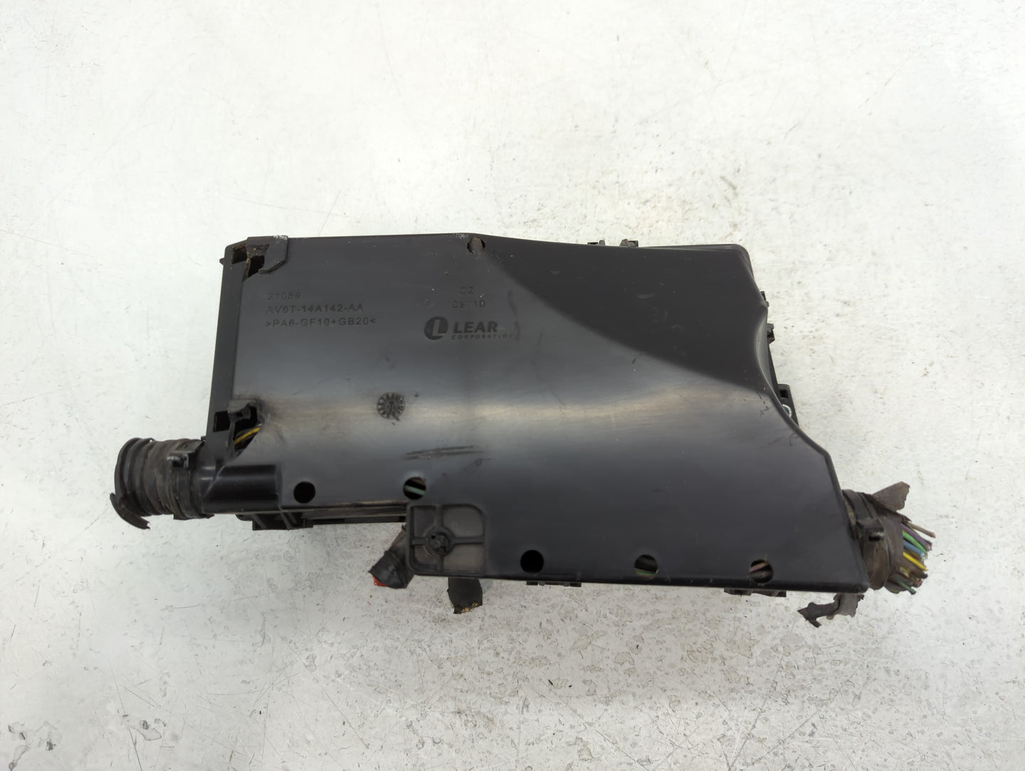 2012-2014 Ford Focus Fusebox Fuse Box Panel Relay Module P/N:5B0Q10107 AV6T-14A067-AB Fits Fits 2012 2013 2014 OEM Used Auto
