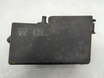 2012-2014 Ford Focus Fusebox Fuse Box Panel Relay Module P/N:E00027328 AV6T-14A142-AB Fits Fits 2012 2013 2014 OEM Used Auto