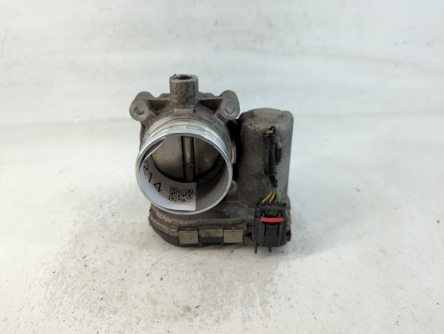 2012-2013 Ford Focus Throttle Body P/N:CM5E 9F991 AD Fits Fits 2012 2013 2014 2015 2016 2017 OEM Used Auto Parts - Oemusedau