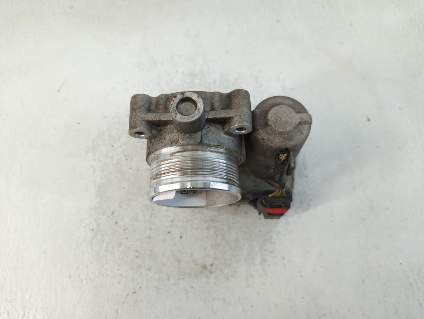 2012-2013 Ford Focus Throttle Body P/N:CM5E 9F991 AD Fits Fits 2012 2013 2014 2015 2016 2017 OEM Used Auto Parts - Oemusedau