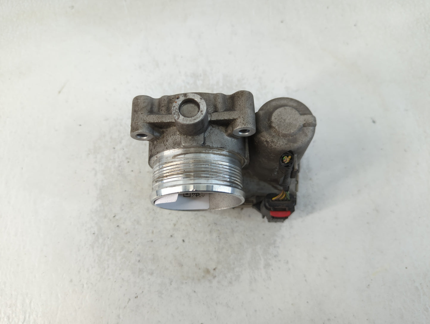 2012-2013 Ford Focus Throttle Body P/N:CM5E 9F991 AD Fits Fits 2012 2013 2014 2015 2016 2017 OEM Used Auto Parts - Oemusedau