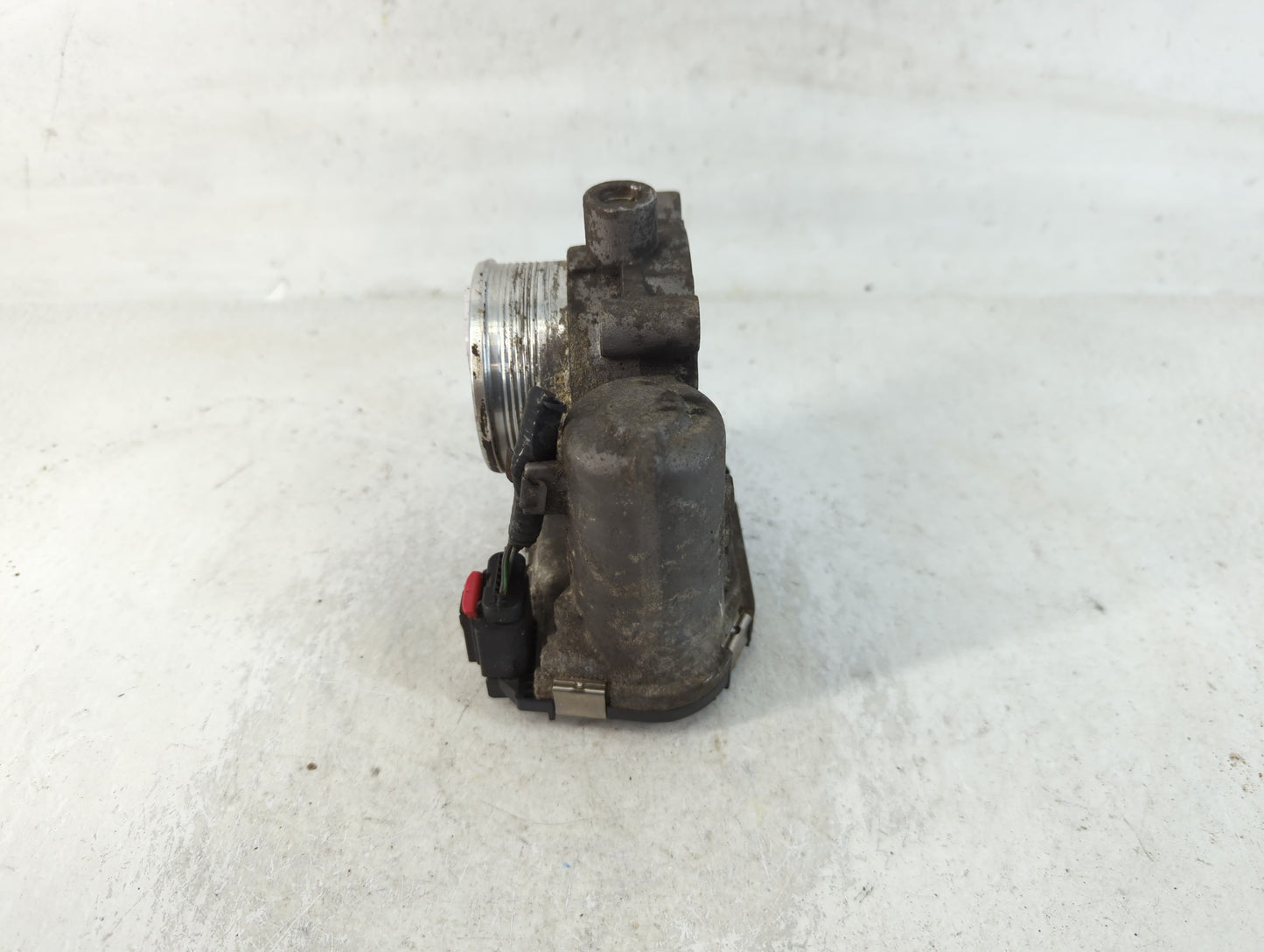 2012-2013 Ford Focus Throttle Body P/N:CM5E 9F991 AD Fits Fits 2012 2013 2014 2015 2016 2017 OEM Used Auto Parts - Oemusedau