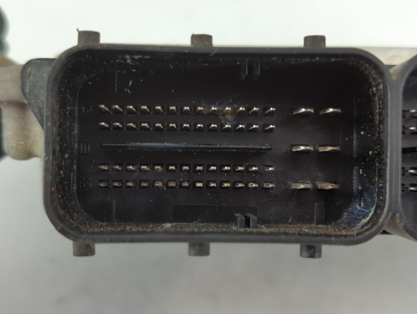 2012-2013 Ford Focus PCM Engine Control Computer ECU ECM PCU OEM P/N:CM5A-12A650-KJ Fits Fits 2012 2013 OEM Used Auto Parts 