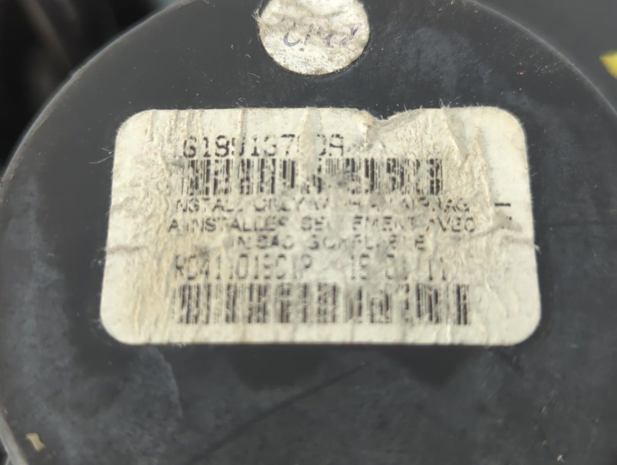 2012-2012 Ford Focus Passenger Front Seatbelt Retractor 778277 - Oemusedautoparts1.com