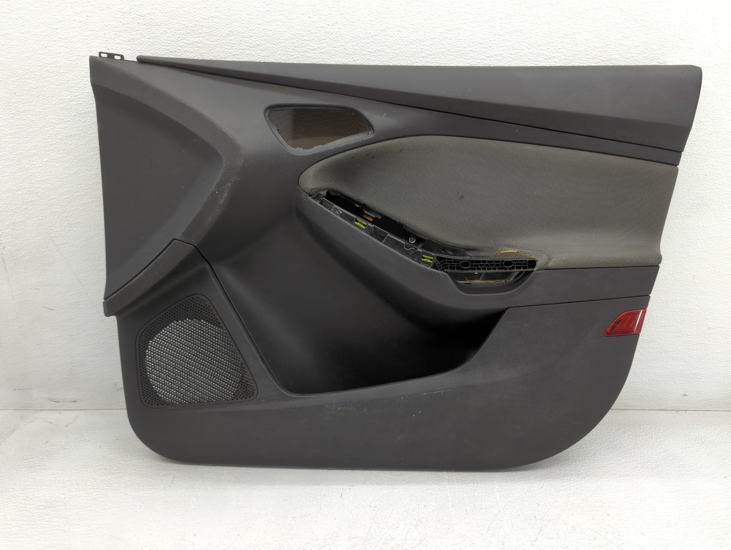 2012 Ford Focus Front Right Passenger Interior Door Panel Trim - Oemusedautoparts1.com
