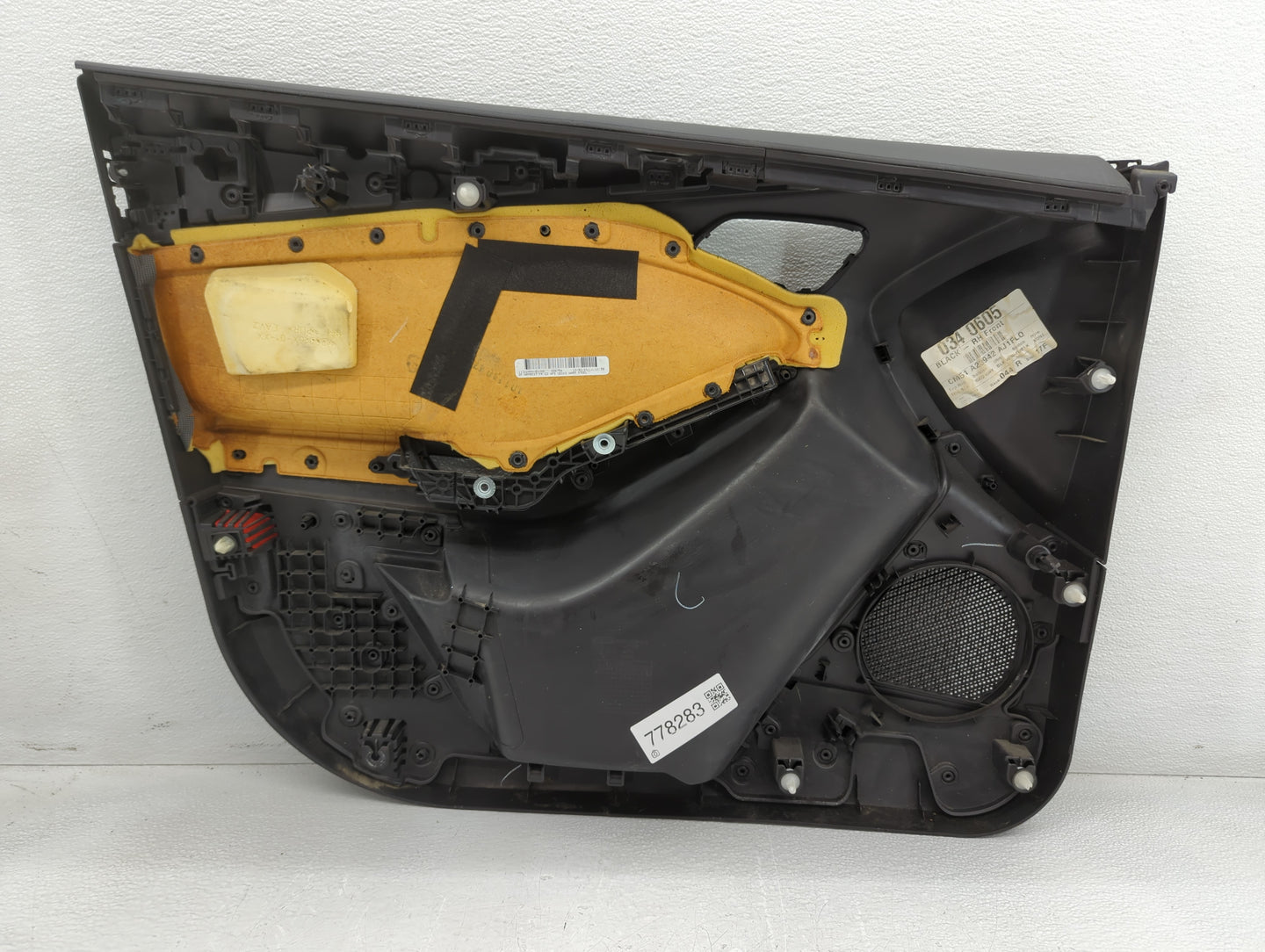 2012 Ford Focus Front Right Passenger Interior Door Panel Trim - Oemusedautoparts1.com