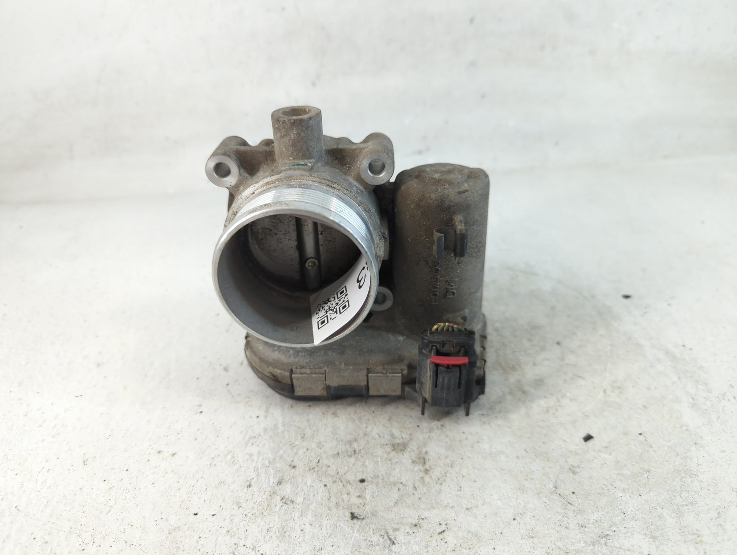 2012-2013 Ford Focus Throttle Body P/N:CM5E 9F991 AC Fits Fits 2012 2013 2014 2015 2016 2017 OEM Used Auto Parts - Oemusedau