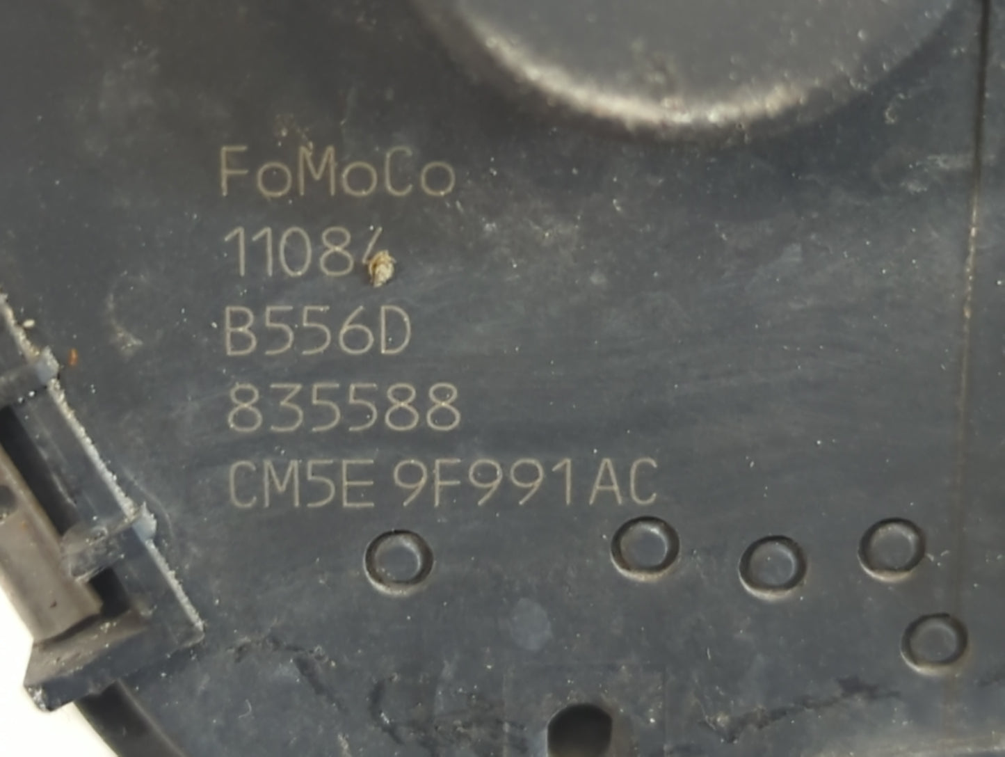 2012-2013 Ford Focus Throttle Body P/N:CM5E 9F991 AC Fits Fits 2012 2013 2014 2015 2016 2017 OEM Used Auto Parts - Oemusedau