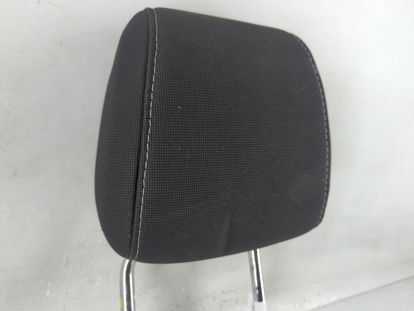 2012 Ford Focus Headrest Head Rest Front Driver Passenger Seat Fits OEM Used Auto Parts - Oemusedautoparts1.com