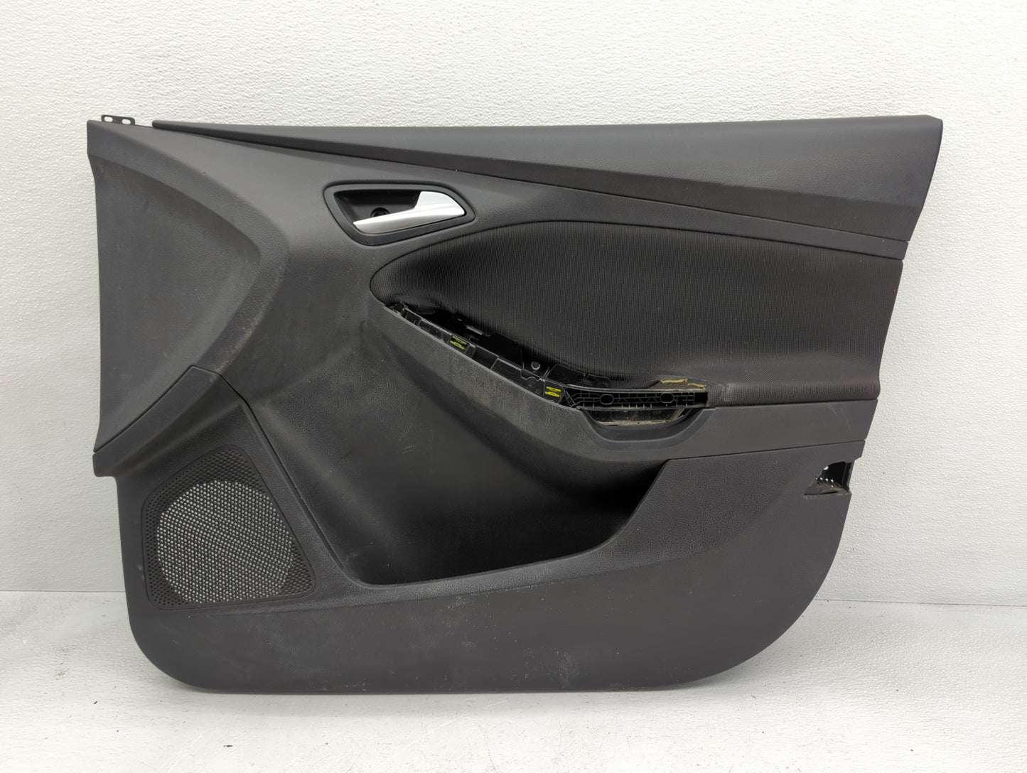 2012 Ford Focus Front Right Passenger Interior Door Panel Trim - Oemusedautoparts1.com