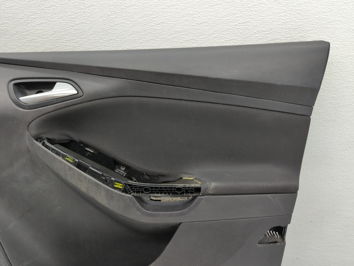 2012 Ford Focus Front Right Passenger Interior Door Panel Trim - Oemusedautoparts1.com