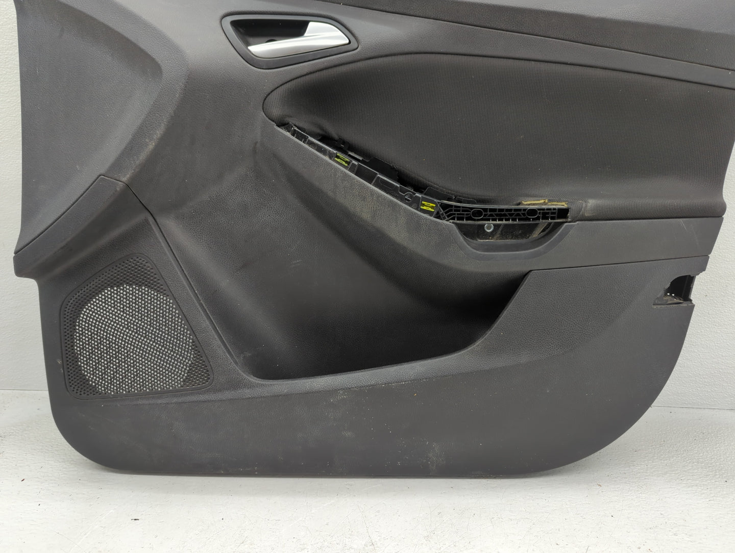 2012 Ford Focus Front Right Passenger Interior Door Panel Trim - Oemusedautoparts1.com