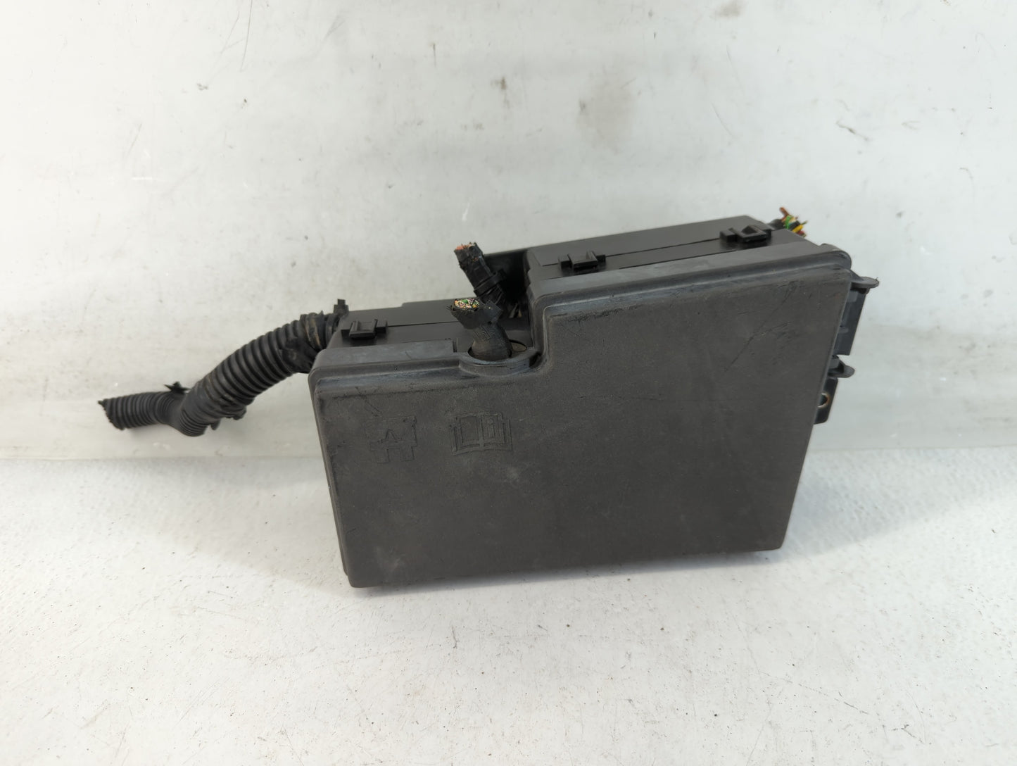 2012-2014 Ford Focus Fusebox Fuse Box Panel Relay Module P/N:AV6T-14A067-AB 5B0Q10107 Fits Fits 2012 2013 2014 OEM Used Auto