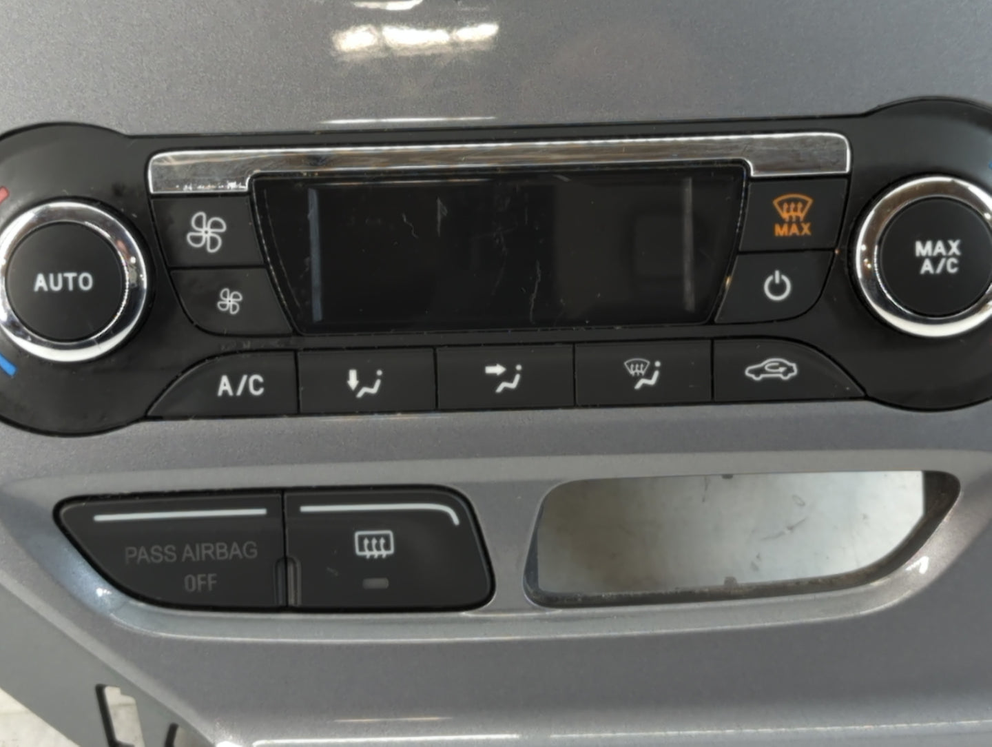 2012 Ford Focus Climate Control Module Temperature AC/Heater Replacement P/N:BM5T-18C612-AJ Fits OEM Used Auto Parts - Oemus