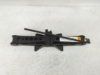 2012 Ford Focus Spare Scissor Car Jack 842232 - Oemusedautoparts1.com