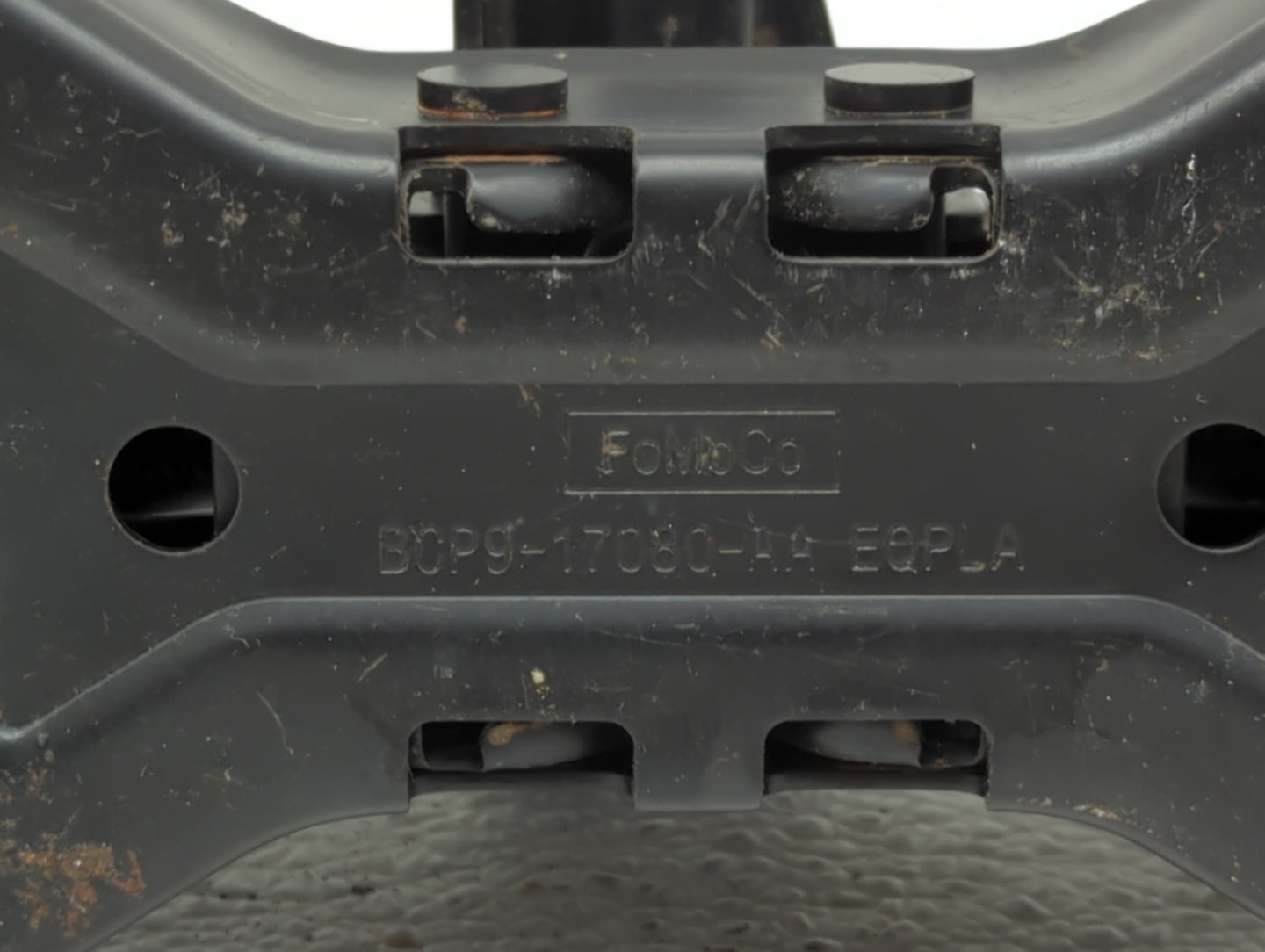 2012 Ford Focus Spare Scissor Car Jack 842232 - Oemusedautoparts1.com