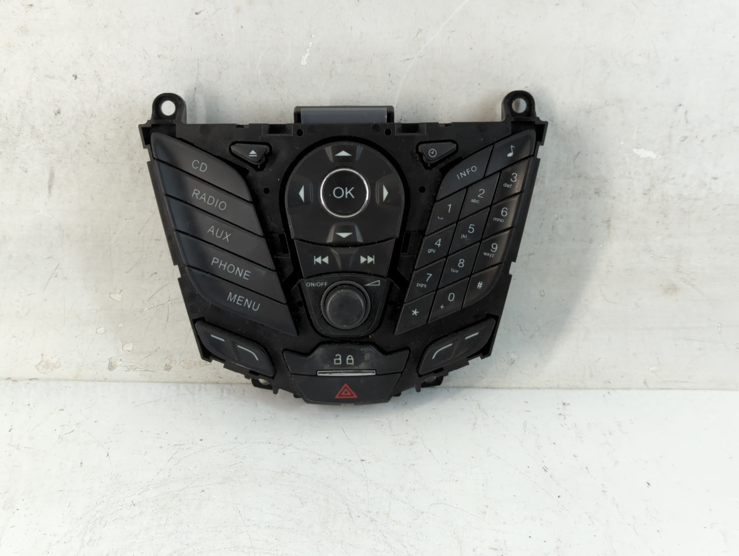 2012-2013 Ford Focus Radio AM FM Cd Player Receiver Replacement P/N:CM5T 18K811 Fits Fits 2012 2013 OEM Used Auto Parts - Oe