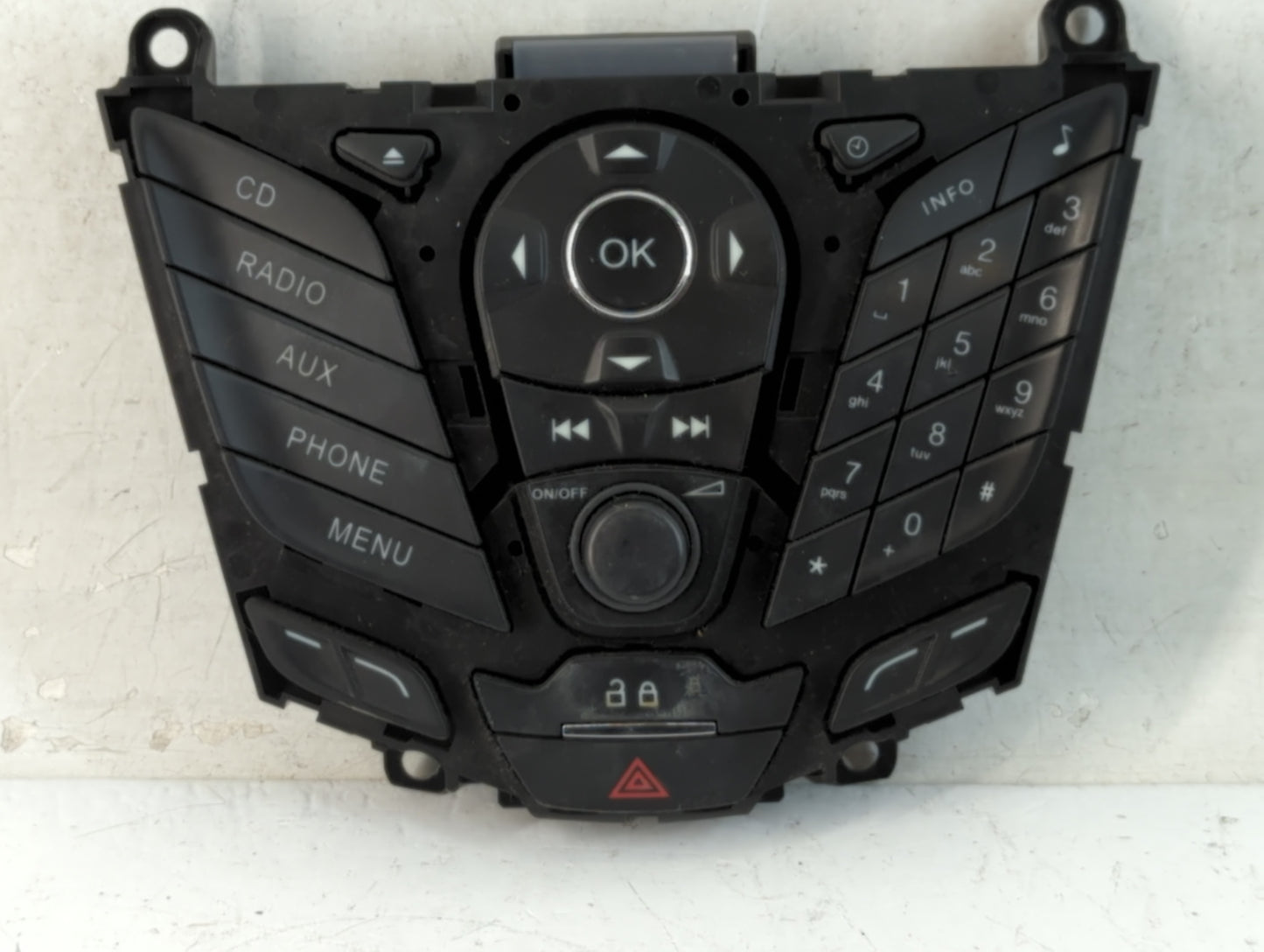 2012-2013 Ford Focus Radio AM FM Cd Player Receiver Replacement P/N:CM5T 18K811 Fits Fits 2012 2013 OEM Used Auto Parts - Oe