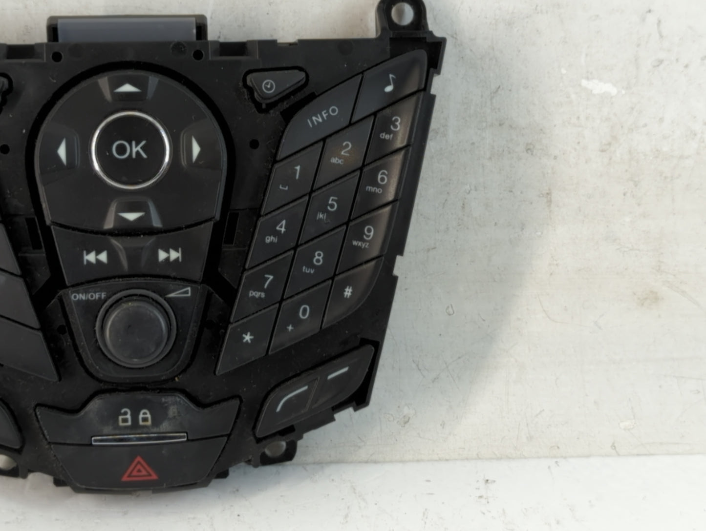 2012-2013 Ford Focus Radio AM FM Cd Player Receiver Replacement P/N:CM5T 18K811 Fits Fits 2012 2013 OEM Used Auto Parts - Oe
